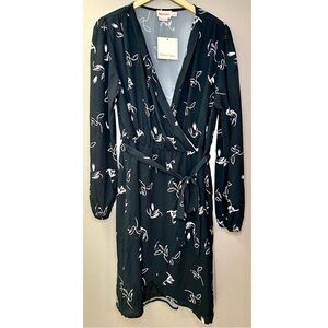 NWT Showpo Beat Of Your Own Drum Dress in Black Line Print Wrap Dress